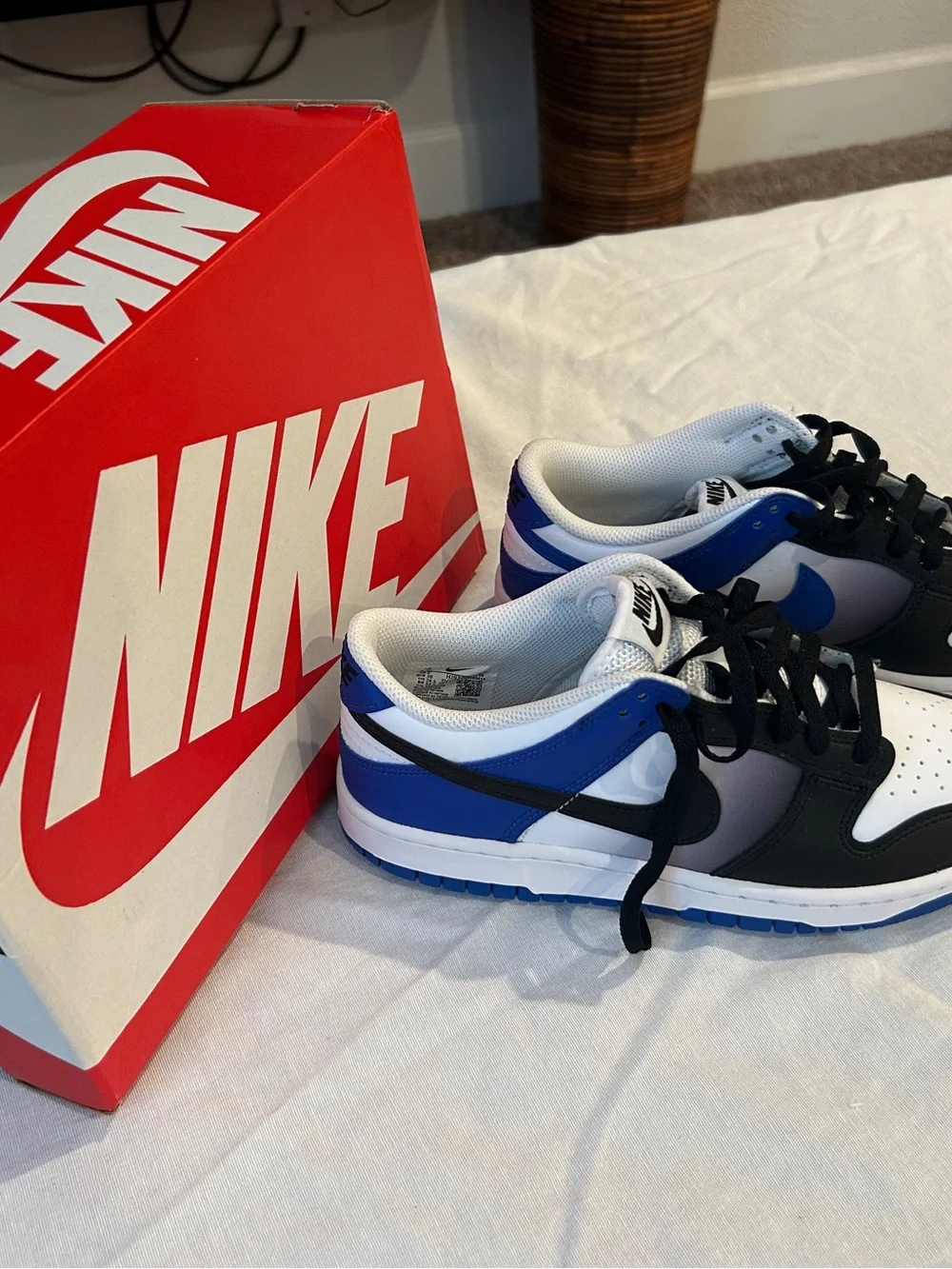 Nike Men's Low-Top Sneakers - White, Black & Blue